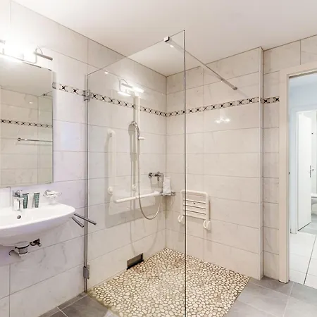 Florida By Quokka 360 - Between The And The Аскона