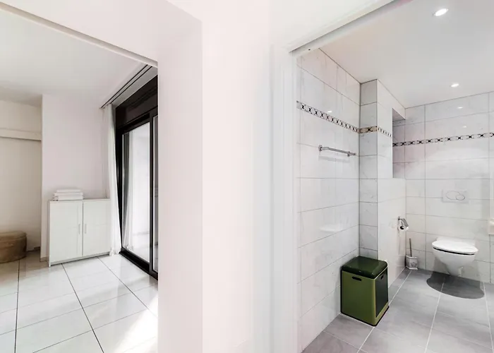 Florida By Quokka 360 - Between The And The