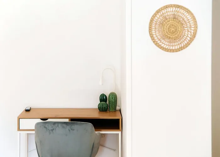 Florida By Quokka 360 - Between The And The Апартаменти *