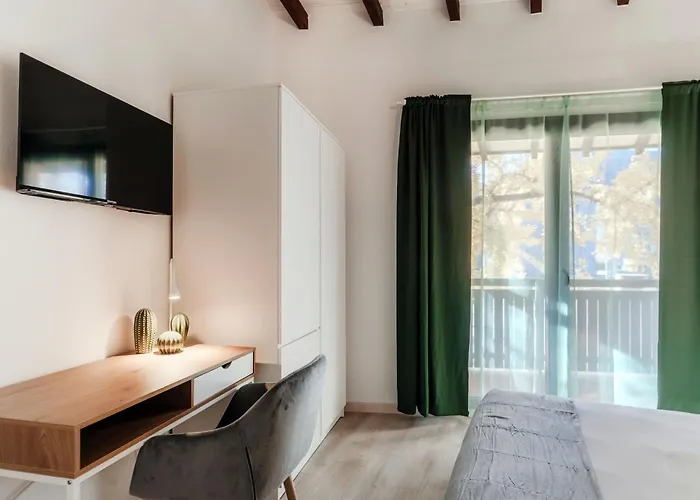 Florida By Quokka 360 - Between The And The Аскона