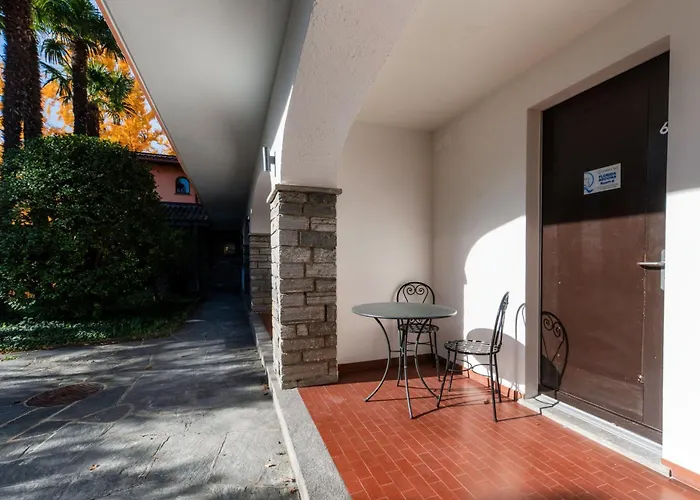 Florida By Quokka 360 - Between The And The *