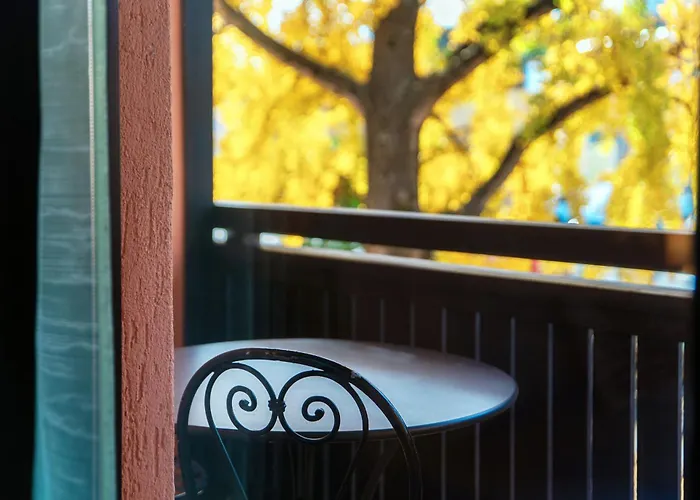 Florida By Quokka 360 - Between The And The アパート アスコナ